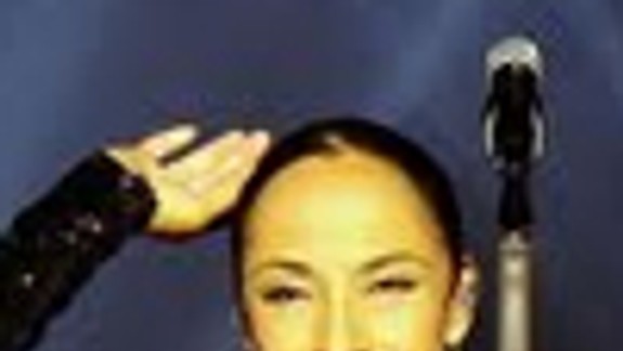 Sade ponúkla v Bratislave elegantný večer