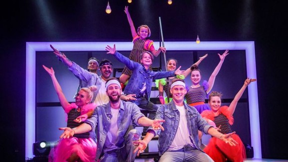 Muzikál Biograf láska prináša do Bratislavy pesničky speváčky Hany Zagorovej