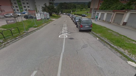 V Dúbravke začnú od pondelka s opravou Dúbravčickej ulice