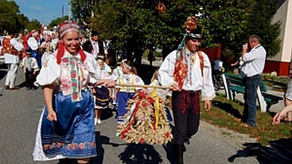 Vajnorčania chystajú dožinky, vajnorský koláč má byť dlhší