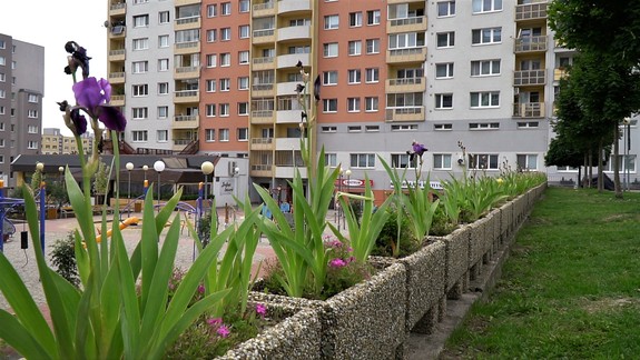 FOTO: Karlova Ves oživuje frekventovanú zónu Pribišova