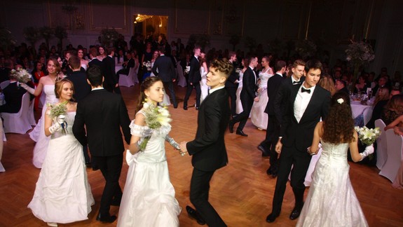 FOTO a VIDEO: Bratislavský bál bol vrcholom plesovej sezóny v slovenskej metropole