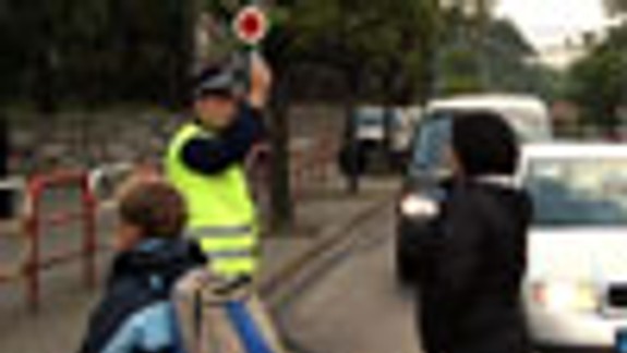 Policajti budú dbať na bezpečnosť pri školách