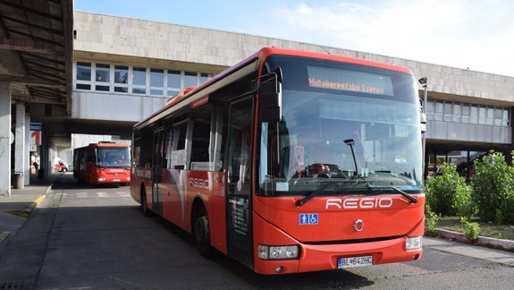 FOTO: Turistický autobus Malokarpatský expres štartuje svoju druhú sezónu