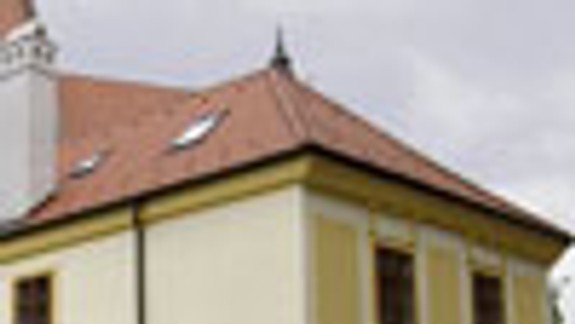 V čase korunovácie v dome prenajímali okná