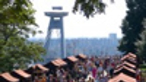 Dni majstrov spestria súbory SĽUK a Lúčnica