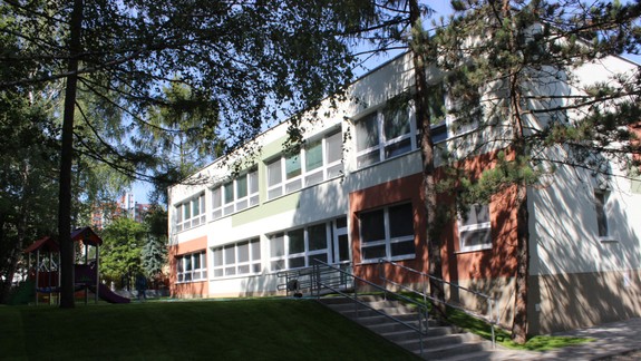 Nová škôlka v Dúbravke: Jej priestory si na slávnostnom podujatí môžete pozrieť i vy