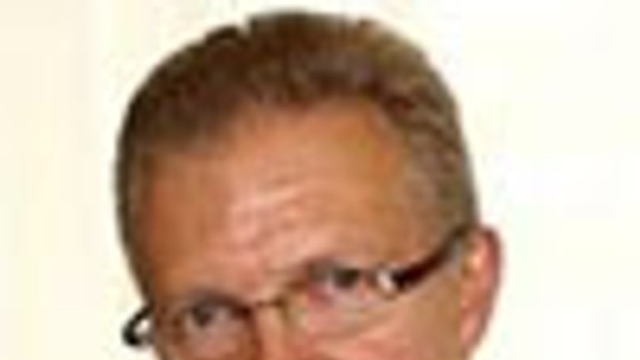 Primátor dostal veľkého plyšového psa