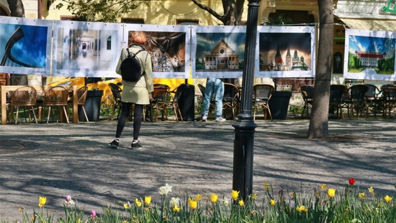 Na Hviezdoslavovom námestí otvorili výstavu Česko bez bariér