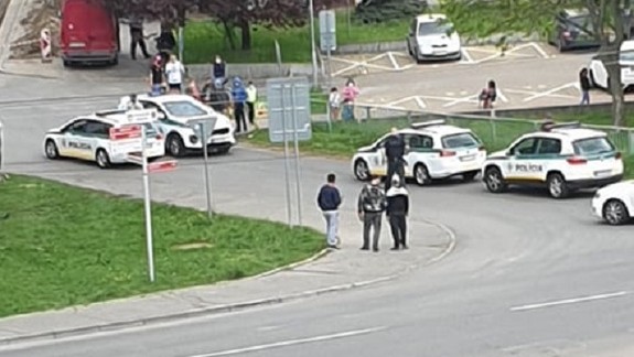 Krik a policajný zásah pri Pentagone. Zisťovali sme, čo sa deje