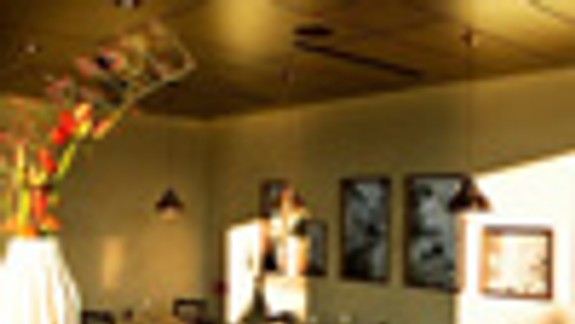 La Lanterna svieti už aj na nábreží