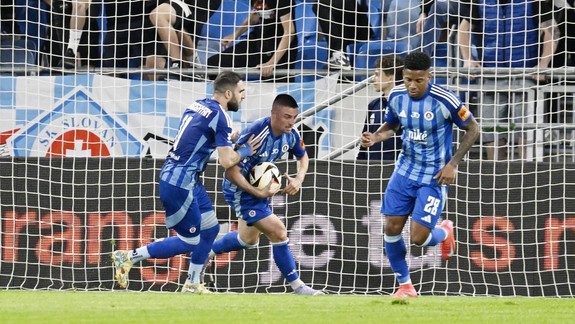 Futbal: Slovan Bratislava prehral v prípravnom zápase s CFR Kluž 2:4