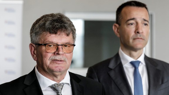 Školský odborár Ondek plánovanú povinnú maturitu z matematiky víta