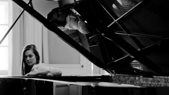 Českú klaviristku a skladateľku Nikol Bókovú čaká koncertná premiéra na Slovensku