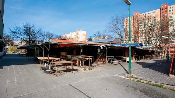 Petržalka si plánuje vziať úver 20 miliónov. Chcela by financovať revitalizáciu trhoviska či fontány