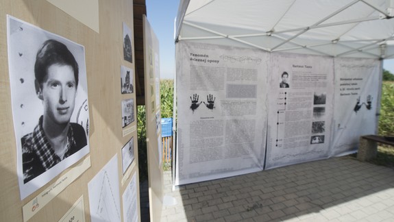 Prežite príbeh chlapca, ktorého pri úteku za slobodou roztrhali psy pohaničnej stráže