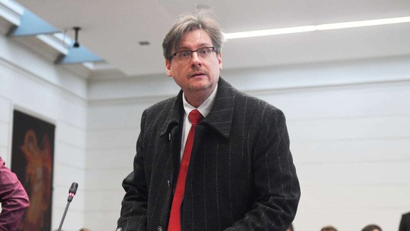 Vetrák: Zvyšovanie cien cestovného v bratislavskej MHD nebolo nevyhnutné