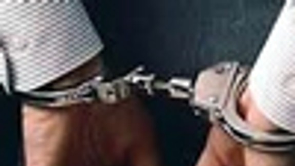 Chytili lupičov zo zlatníctva na Obchodnej