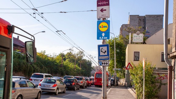 Stojíte bezradne na ulici a neviete si rady? Hľadajte navigačné tabule