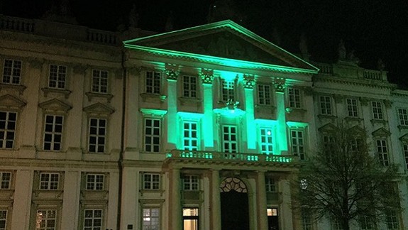 VIDEO: Nezľaknite sa – večer sa Bratislava na hodinu ponorí do tmy!