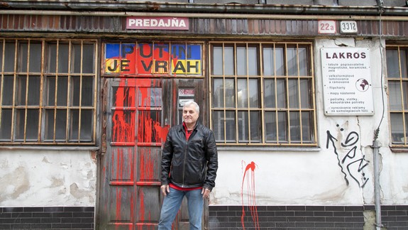 Úžasný príbeh: "Mapy som kedysi predával ako teplé rožky," spomína podnikavý pán Pavol z Petržalky