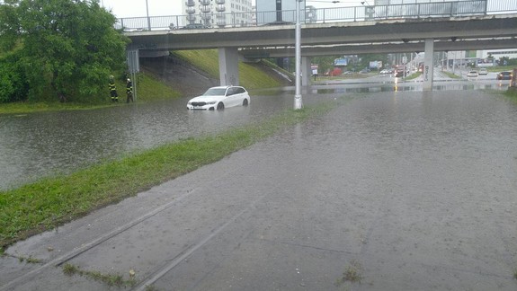 Bratislava deklaruje pravidelnú údržbu kanalizácie,poukazuje na intenzitu zrážok