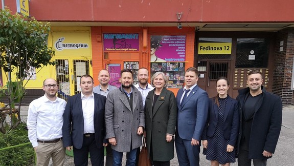 Petržalka dala návrhu parkovacej politiky zelenú, Nové Mesto nie