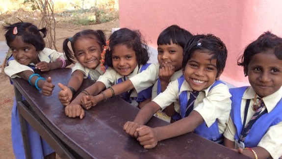 Ďakujeme Slovákom, ktorí pomáhajú viac ako 3 500 deťom v núdzi