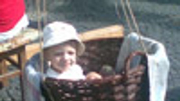 Na drevenom kolotoči sa povozilo asi tisíc detí