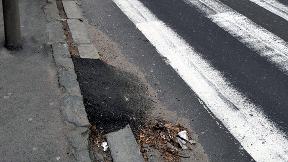 Asfaltové nájazdy nerobilo mesto, ale Zelená hliadka