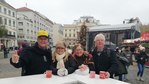 Čaro Vianočných trhov v Starom Meste objavili aj turisti!
