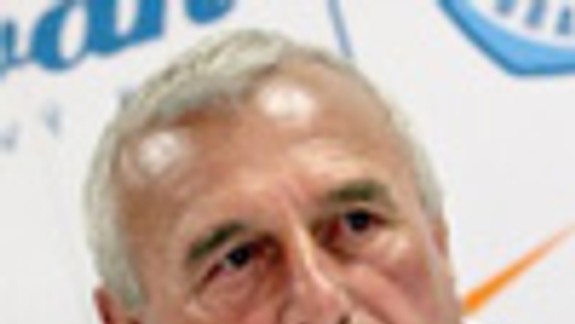 Priviedol Slovan na 3. miesto, odchádza na Maldivy