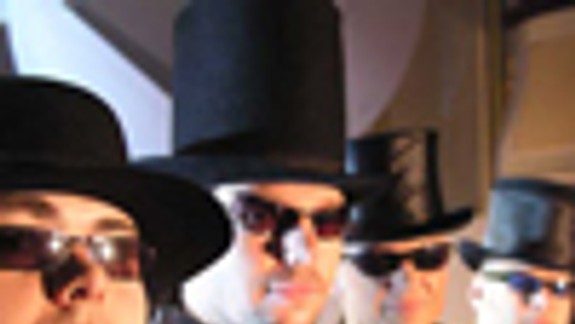 Jiří Korn a 4 TET vystúpia v Divadle Aréna