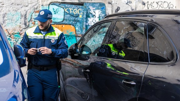 Kde a za čo vám mestskí policajti najčastejšie dajú pokutu? Poznáme konkrétne ulice v celej Bratislave