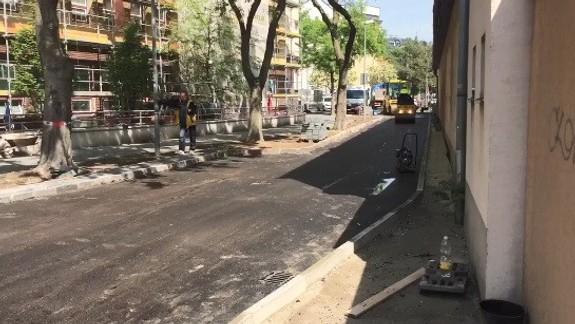 VIDEO:  V Starom Meste už finišujú s asfaltovaním Kyčerského ulice