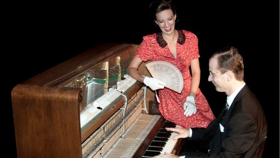 Užite si nedeľný koncert v rytme swingu a hot jazzu z pohodlia vašej obývačky