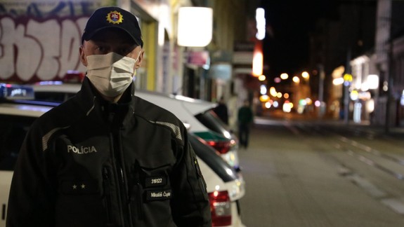 Polícia už rieši viac ako 200 prípadov porušenia povinnej karantény