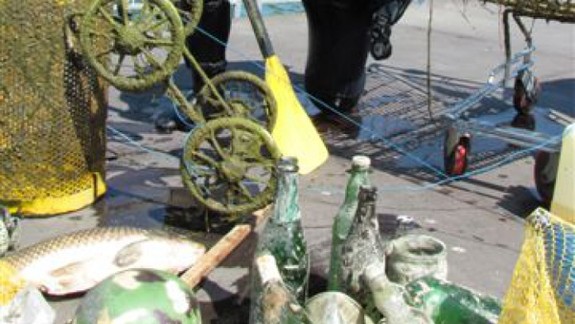 Pri čistení Kuchajdy našli i pištoľ, mohla byť z trestnej činnosti