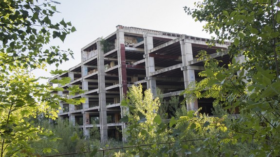 Skelet obchodného domu v Ružinove „Hirošima“ má nového majiteľa