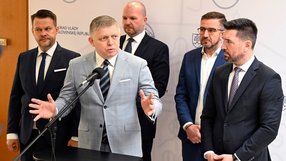 Vláda schválila pre slintačku vyhlásenie mimoriadnej situácie na celom Slovensku