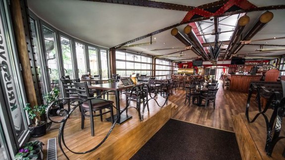 Na Dulovom námestí je už Tankovňa