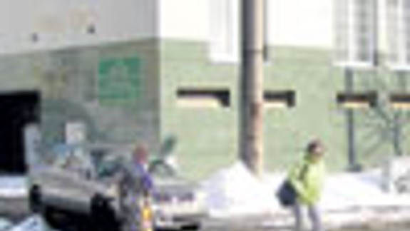 Priechod na Stromovej ulici je nebezpečný