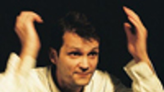 Čas, keď slovanista bojuje o lásku ženy