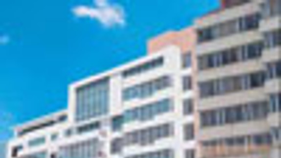 V prieluke na Dunajskej má vyrásť polyfunkčný dom