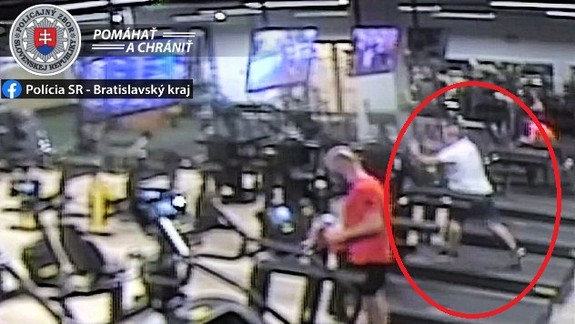 Agresívny pri športe: Peter zaútočil na bežiaci pás, rozbil ho údermi