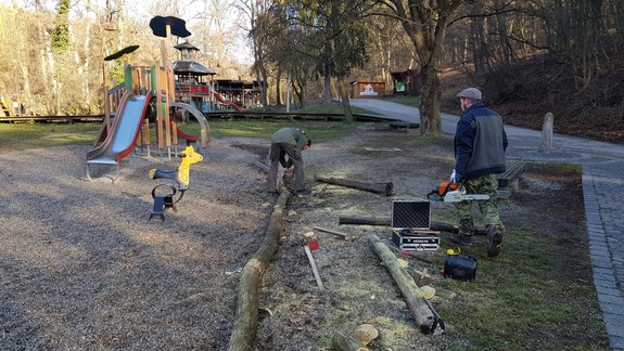 Obmedzia pohyb ľudí na Partizánskej lúke?