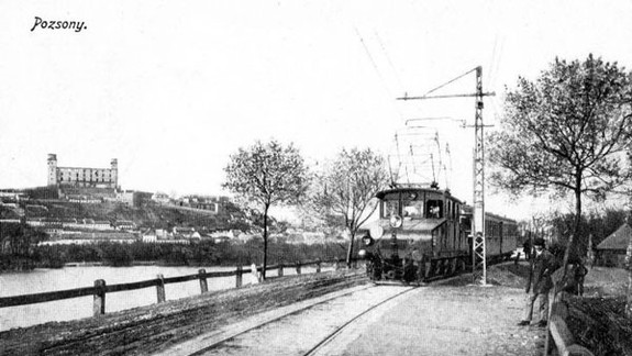 Pred 100 rokmi začali stavať trať do Viedne