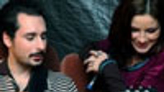 Ea Band a Maok v Klube Za zrkadlom