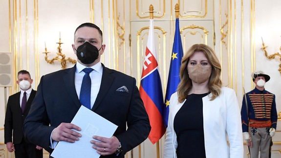 Prezidentka vymenovala za nového riaditeľa SIS M. Aláča - aké budú jeho priority?