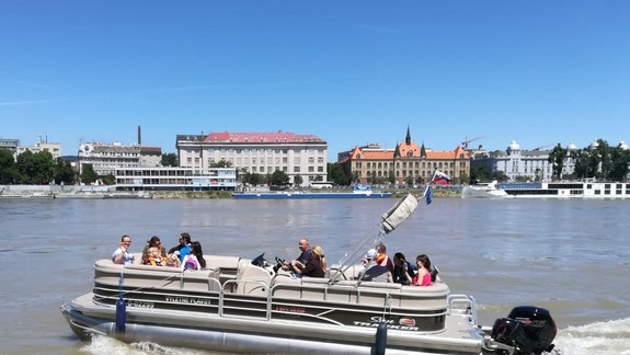 PROPELER OPÄŤ SPÁJA!